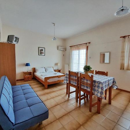 Seaview- 2 Space - Selfcatering Apartment - Helen No 3 Хіропігадо Екстер'єр фото