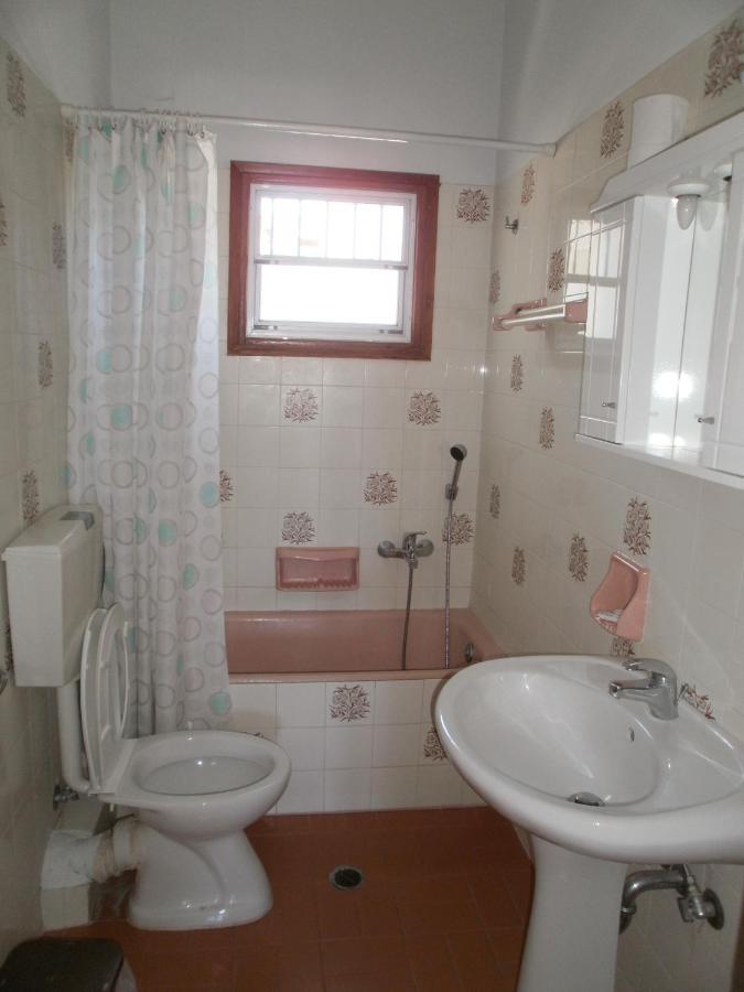 Seaview- 2 Space - Selfcatering Apartment - Helen No 3 Хіропігадо Екстер'єр фото